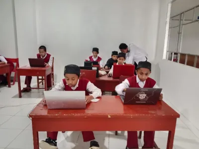 ektrakulikuler komputer