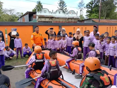 kegiatan outdoor BASARNAS